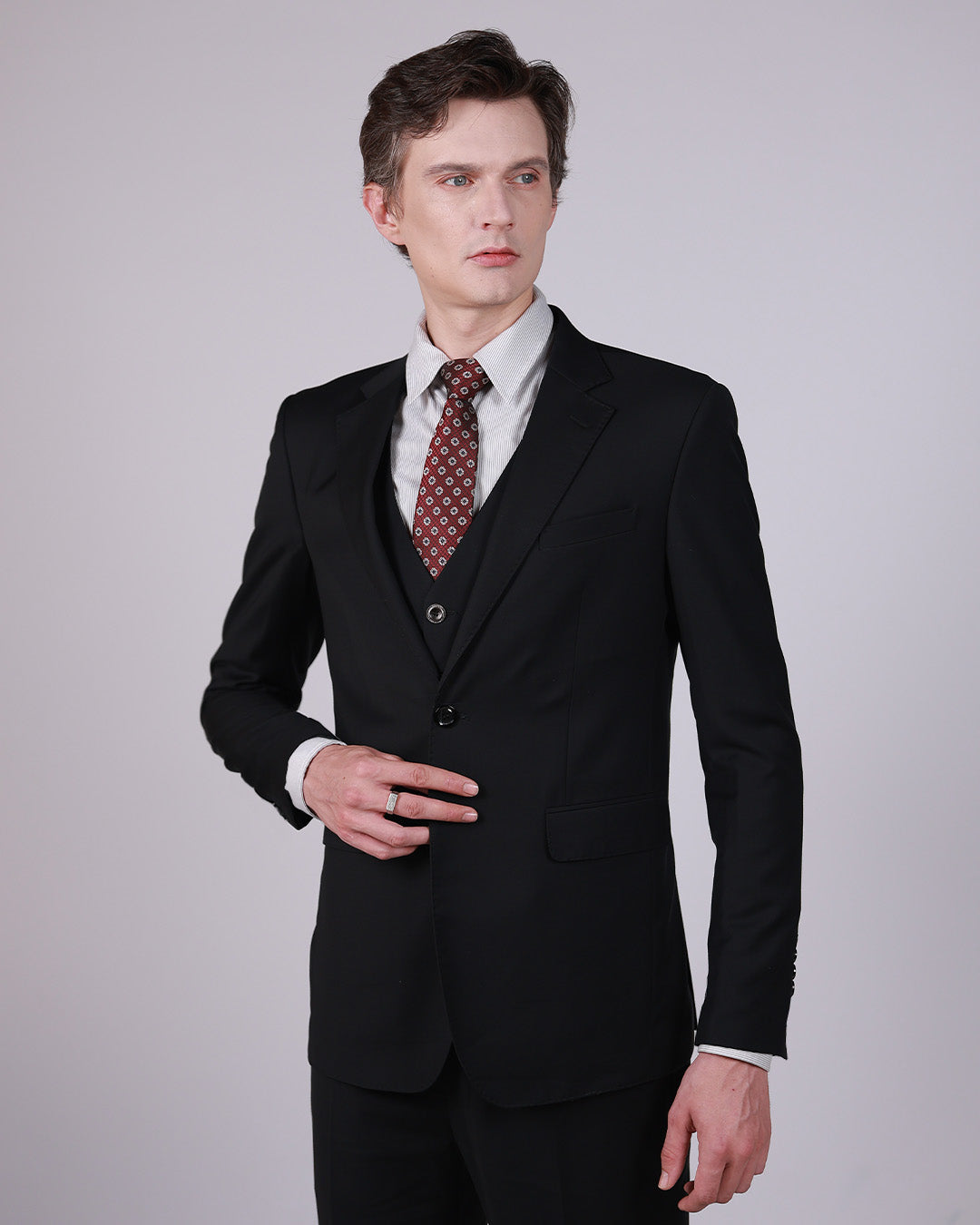 Charcoal Grey Suit – Super 140’s Wool, Classic Fit (2 or 3 Piece)